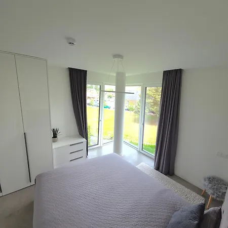 Appartement Ronzes 11-13 ,,self Check-in,, Free Parking *