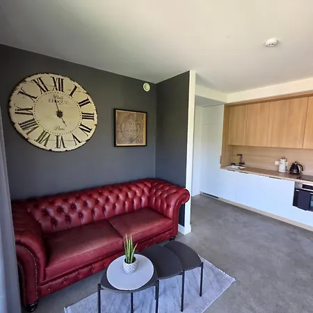 Ronzes 11-13 ,,self Check-in,, Free Parking Appartement